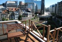 <p>Spacious 1 bedroom furnished penthouse with large South wooden terrace with view on the EU Parliamant walking distance from Shuman area</p>